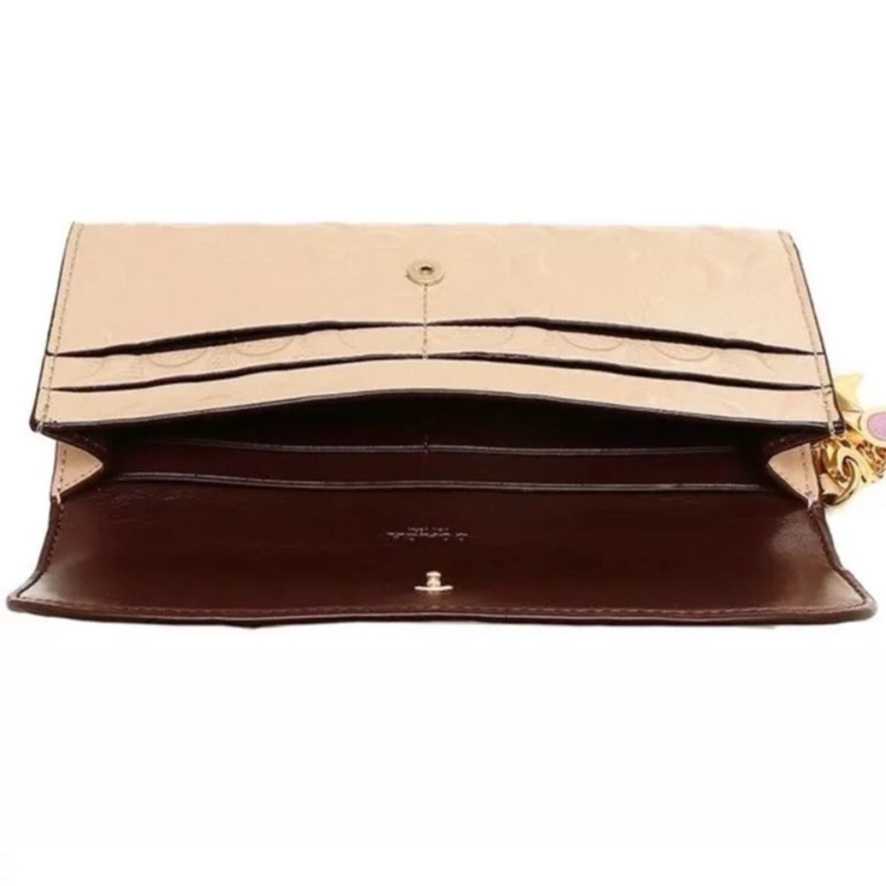 LAST ONE LEFT New in box Coach nude patent wallet w/ gold charms - Picture 7 of 16